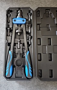 Pistola de tuercas remachadoras CRZDEAL con estuche de almacenamiento, manual de usuario y 7 mandriles - Imagen 1 de 7