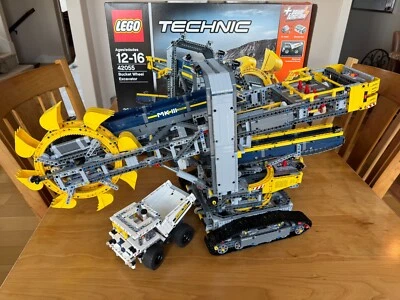 LEGO TECHNIC: Bucket Wheel Excavator (42055) - Image 1 of 2