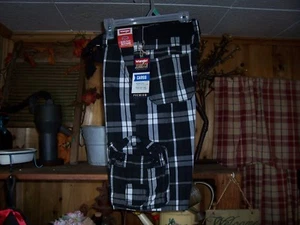 WRANGLER BOYS CARGO DRESS SHORTS SIZE 8 HUSKY COLOR BLACK WHITE PLAID SUMMER NEW - Picture 1 of 1