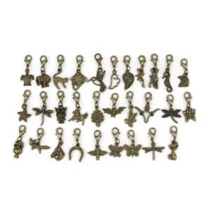30x Crochet Stitch Holders Tool Knitting Stitch Marker Star Animals Knit Keyring - Picture 1 of 1