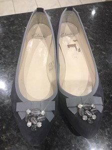 ladies clarks size 9