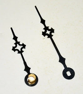 Manos de reloj de esfera de 5", patrón ""maltés"". Orificio de montaje oblongo - Imagen 1 de 2