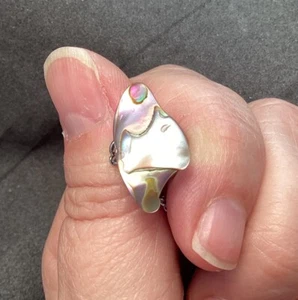 Vintage Irregular Shape Abalone Shell Silver Tone Tie Pin Tack With Chain - Picture 1 of 8