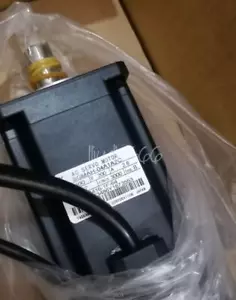 1 PEZZO NUOVO SERVOMOTORE YASKAWA SGMAH-04A1A2C - Foto 1 di 1