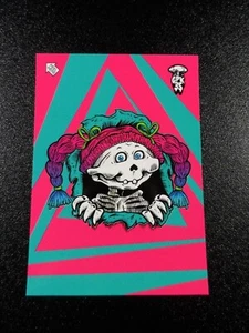 2020 Topps Garbage Pail Kids 35 Years Untold Stories Skateboard Bony Joanie #4 - Bild 1 von 2