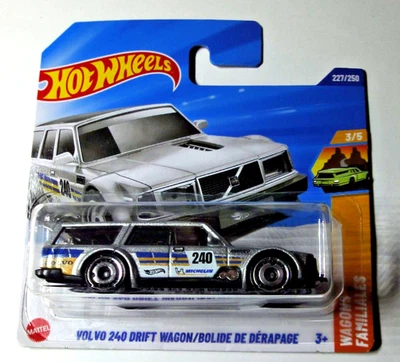 Hot Wheels - Volvo 240 Drift Wagon - Carta Breve - Wagons 2025 - JBB40 - Immagine 1 di 3
