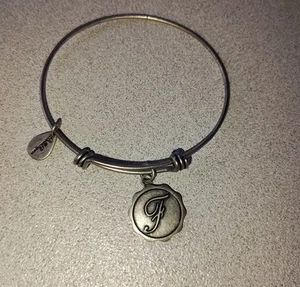 Beautiful NEW W/O Tag Bella Ryann Initial F Charm Bracelet, Silver, Adjustable - Picture 1 of 1