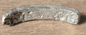 INDIA Janapada GANDHARA: Punchmarked, aprox. 450-300 aC, AR Shatamana BARRA DOBLADA - Imagen 1 de 3