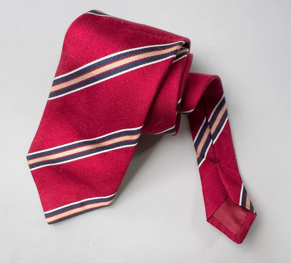 Corbata de seda hecha a mano Fratelli para hombre roja verde beige geométrica vintage Italia Foto 1 de 3