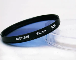CLEAN 52mm MORRIS Japan Multi-Coated #80A Blue Glass Tungsten Filter + Case! - Picture 1 of 3