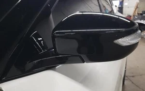 19 20 MAXIMA Left Door Mirror Power w/turn signal (heated) w/o auto Reverse Tilt - Picture 1 of 14