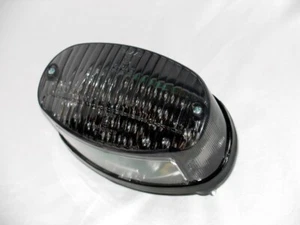 LED Feu Arrière Noir Yamaha XVS 650 Dragstar Fumé LED Queue Lumière - Picture 1 of 1