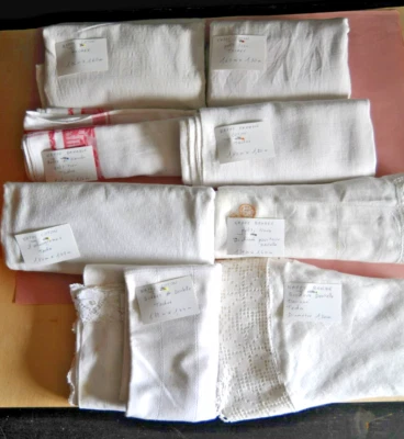 LOT DE 8 NAPPES ANCIENNES - Photo 1/4