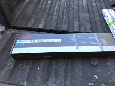rocketfish tv wall mount RF-TVLMPT03 32”-70” New - Image 1 of 3