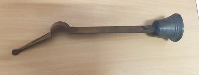 ANCIENNE CLOCHE DE PORTE D'ENTREE FONTE et GRELOT - Photo 1/3