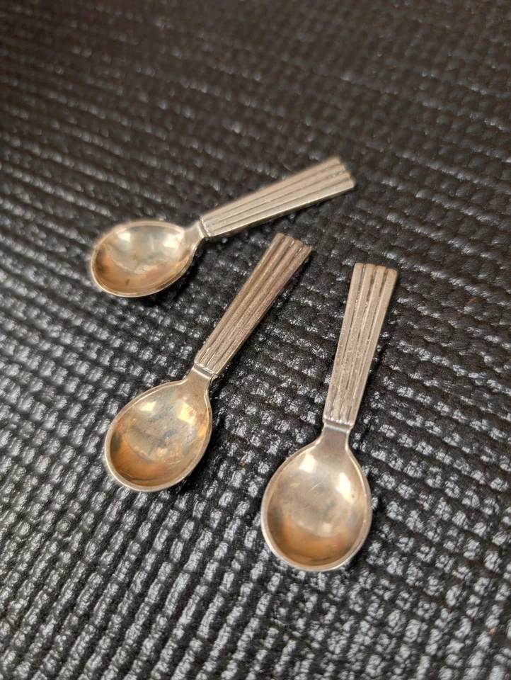 Cuchara de sal de plata esterlina GEORG JENSEN BERNADOTTE Dinamarca ~ $65 cada una Foto 1 de 4