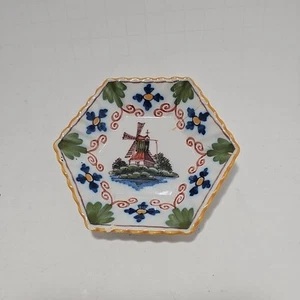 Makkum handbemalt Kunstkeramik Schale Teller Floral Gebäude 4,25" Wandbehang - Bild 1 von 8