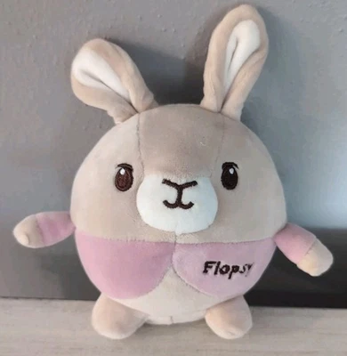 Beatrix Potter Peter Rabbit Soft Toy Cuddle Pal Flopsy 2021 - Image 1 of 4