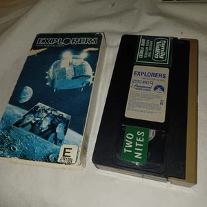 Explorers VHS 1985 Ethan Hawke, River Phoenix - Picture 1 of 2