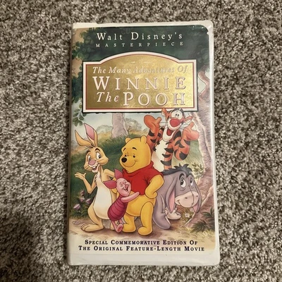 Walt Disney VHS Masterpiece Collection The Many Adventures of Winnie the Pooh - Image 1 of 4
