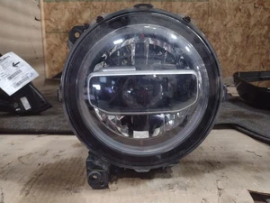 2020 Jeep Gladiator Driver Left Headlight 3073001 - Picture 1 of 11