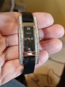 Reloj Pulsera Mujer Neiges Negro De Colección Cristal Rectángulo Plateado Cuero Lise Watier - Imagen 1 de 6