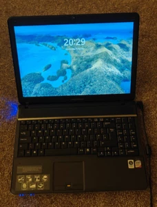 Medion Akoya S5610 Radeon HD GPU Laptop Windows 11 Webcam DVD SSD HDMI Cheap - Picture 1 of 6