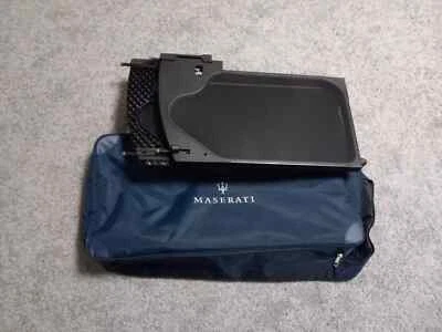 Original Maserati Gran Cabrio Windschott Windschutz mit Tasche Baujahr 2010-2021 - Image 1 of 4