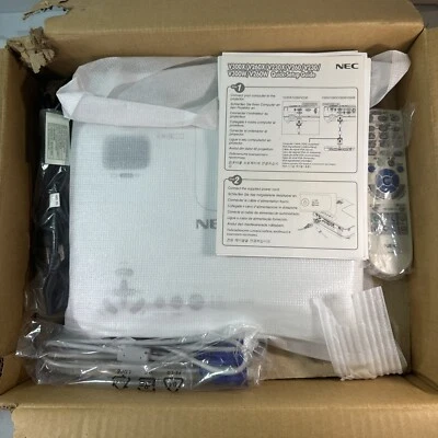 Proyector móvil de alto brillo NEC 2600 lúmenes (NP-V260X), nuevo CAJA ABIERTA Foto 1 de 4