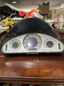 06-09 Mercedes Benz E350 Sedan Speedometer Instrument Cluster 300K Miles OEM - Picture 1 of 2