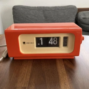 Vintage 1970s SEIKO Flip Clock Orange Retro Alarm Table Digital Clock Japan - Picture 1 of 7