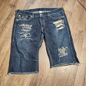 True Religion Ricky Jean Shorts Cut Off Mens 42 Distressed World Tour Big T - Picture 1 of 10