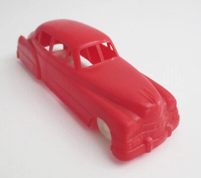 Cadillac 1949 rojo sedán plástico duro juguete automóvil coche ~ Lapin Products Foto 1 de 4