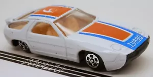Coche deportivo vintage Porsche 928 blanco con alerón diecast 1/64 - Imagen 1 de 2