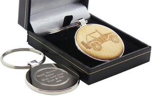 JEEP Wooden Keyring Personalised Custom Engraved Wrangler Safari JK TJ CJ YJ  - Picture 1 of 3