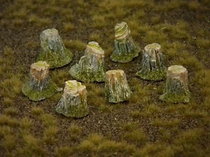 Diorama Zubehör, Set 3, Baumstämme, Stumpen, Wurzeln, coloriert u. bemoost - Picture 1 of 2