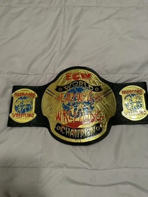 Réplica ECW World Hardcore Heavyweight Wrestling Championship 4 mm chapado en oro Foto 1 de 4
