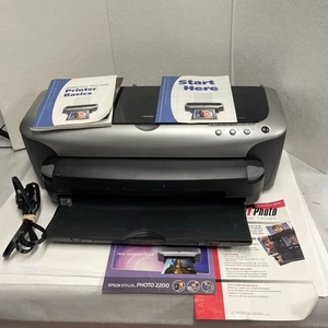 Epson Stylus Photo 2200 Inkjet Printer - Needs Ink - Roller Feed Cutter - Tested - Picture 1 of 9