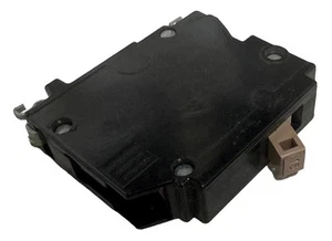 Cutler Hammer CH115 Circuit Breaker 1-Pole 120/240 VAC 15A - Picture 1 of 2