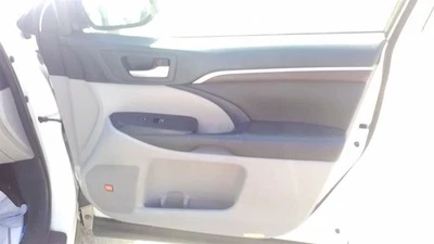HIGHLANDR 2015 Front Door Trim Panel 30807298 - Imagem 1 de 4