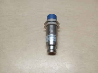 Interruptor de proximidad General Electric CR215DB30UA4HD (CR215DB3OUA4HD) Foto 1 de 4