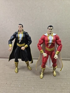 DC Collectibles Essentials Shazam And Black Adam 2-Pack lose gebrauchter Zustand  - Bild 1 von 16