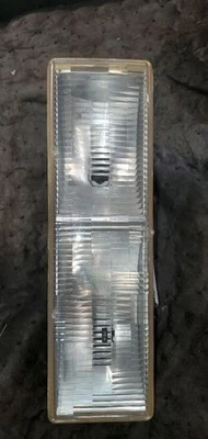 Driver Headlight I-beam Front Axle Only Fits 90-02 CHEVROLET 3500 PICKUP 1047496 Foto 1 de 4