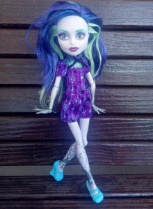 Monster High Sarg Bean Twyla Puppe 2013 - Bild 1 von 4