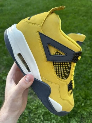 Talla 10 - Jordan 4 Retro Lightning 2021 CT8527-700 Foto 1 de 4