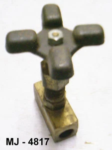 R P & G – ¼" Brass Valve (NOS) - Picture 1 of 6