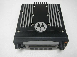 Motorola XTL5000 VHF AES-256  display panel radio Astro M20KSS9PW1AN - Imagen 1 de 9