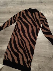ASOS Women’s Animal Print Knit Midi Dress. Size Medium - Picture 1 of 1