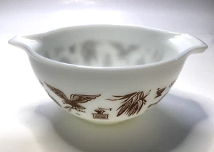 PYREX #441 1-1/2PT AMERICAN CINDERELLA WHITE & BROWN - VINTAGE PYREX MIXING BOWL - Picture 1 of 6