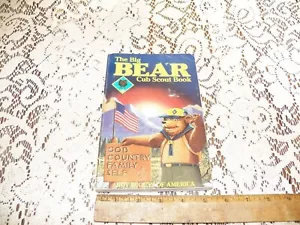 1984 THE BIG BEAR CUB SCOUT BOOK - Boys Scouts of America - Picture 1 of 8